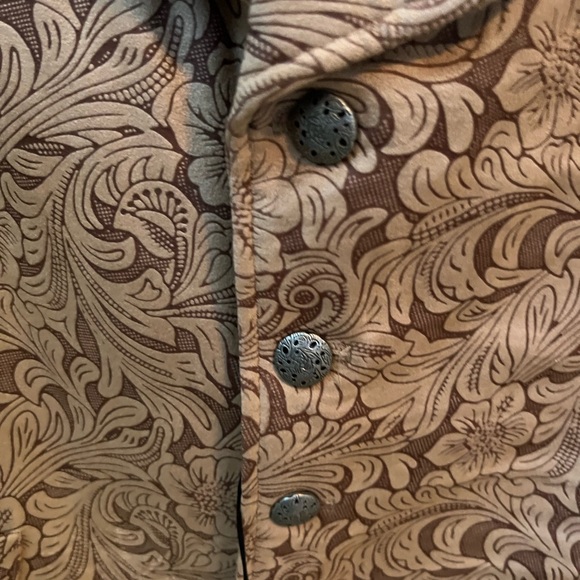 Elegant Floral Patterned Vest - Picture 2 of 3